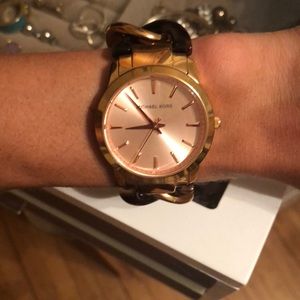 Michael Kors Chain Link Watch - Tortoise